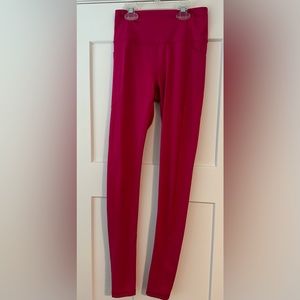 Victoria’s Secret High Rise Flow On Point Leggings in Wicked Rose size 2